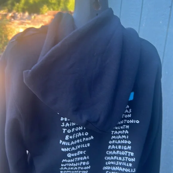 Ed Sheeran Divided tour hooded sweatshirt NWOT unisex but men’s size Small - Picture 5 of 9